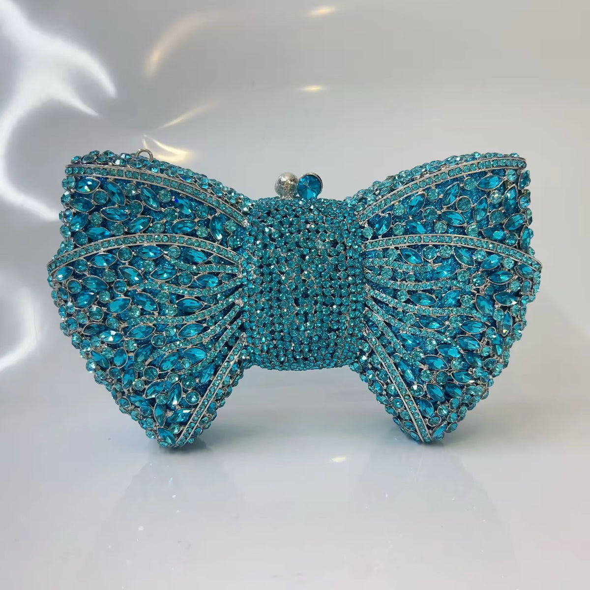 Glamorous Crystal Clutch